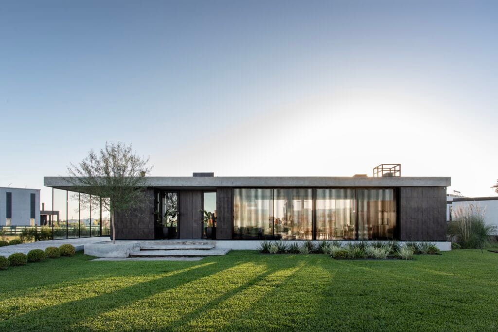 Hudson, casa de campo minimalista en Barrio Hudson
